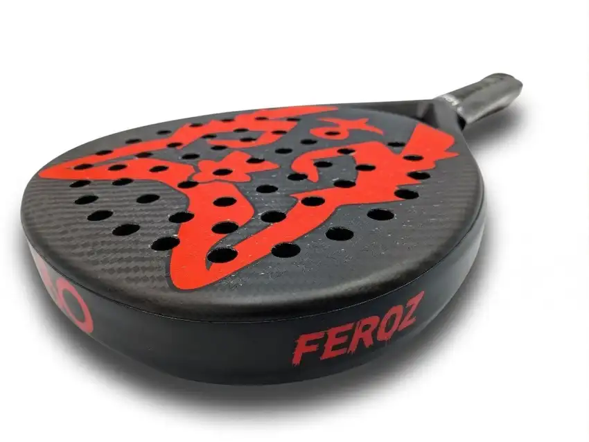 Lobo Padel Feroz · fotografía de catálogo