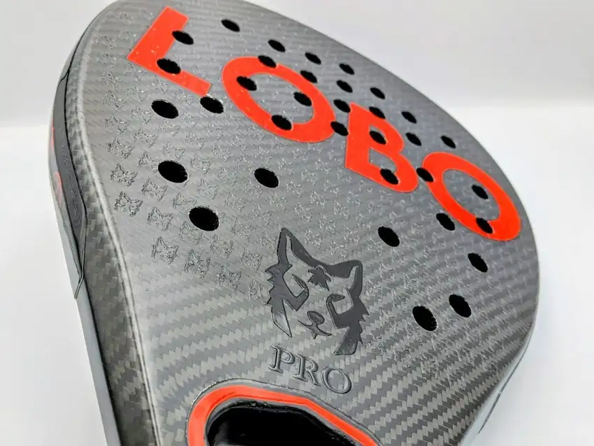 Lobo Padel Feroz Pro · fotografía de catálogo