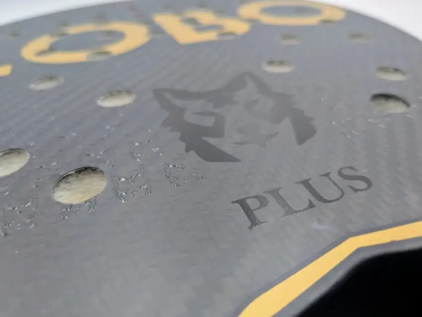 Lobo Padel Sky Plus Oro · fotografía 4
