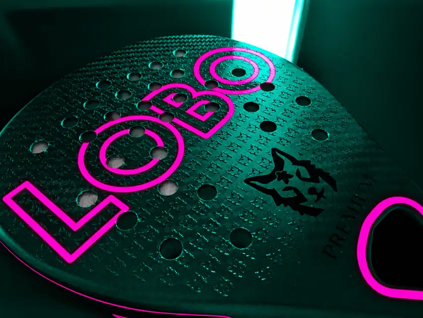 Lobo Padel Sky Premium Rosa · fotografía de catálogo