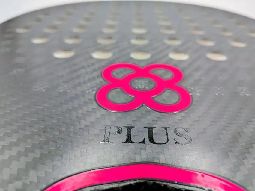 Padel Barcelona Skyline Plus Rosa · fotografía de catálogo